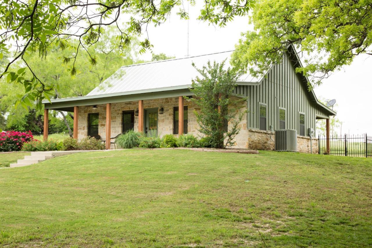 Nrs Event Center & Guest Ranch Hotel Decatur Exterior photo